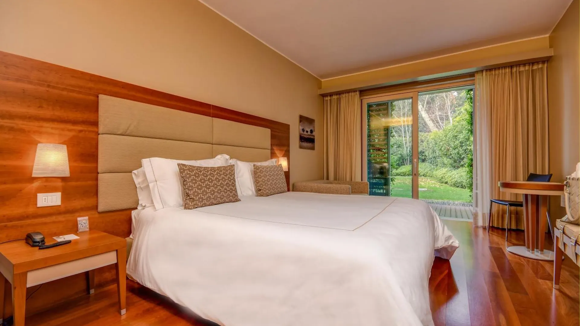 Hotel Corte Valier Lazise 4*,  Italy