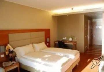 Hotel Corte Valier Lazise 4*,  Italy
